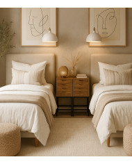 Mesa auxiliar Indi – Rústica con cajones tallados